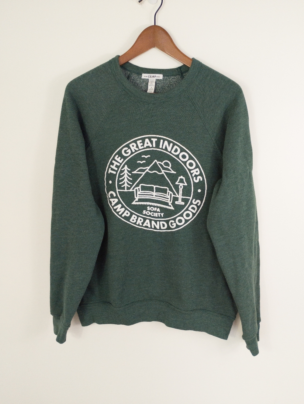 Camp Brand Goods Crewneck Sweatshirt The Great Indoors Graphic Size Medium